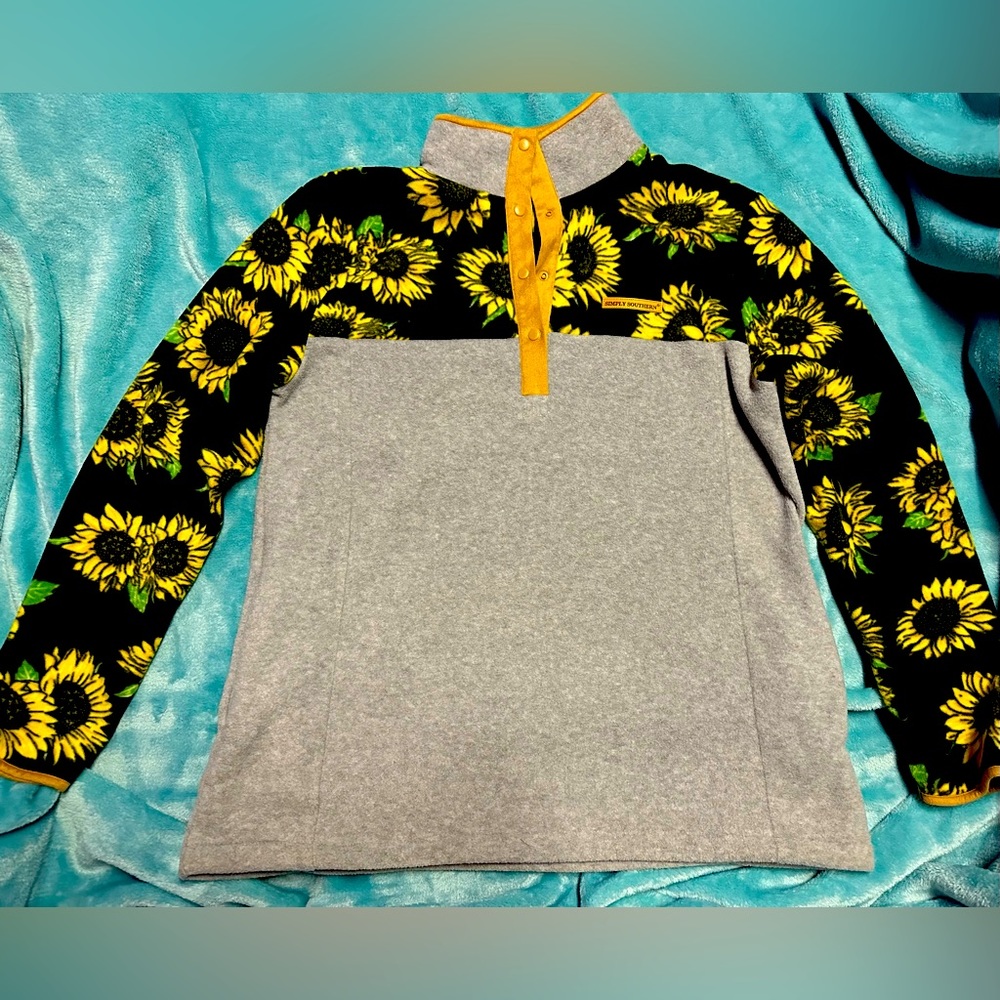 Simply Southern Sunflower Pullover